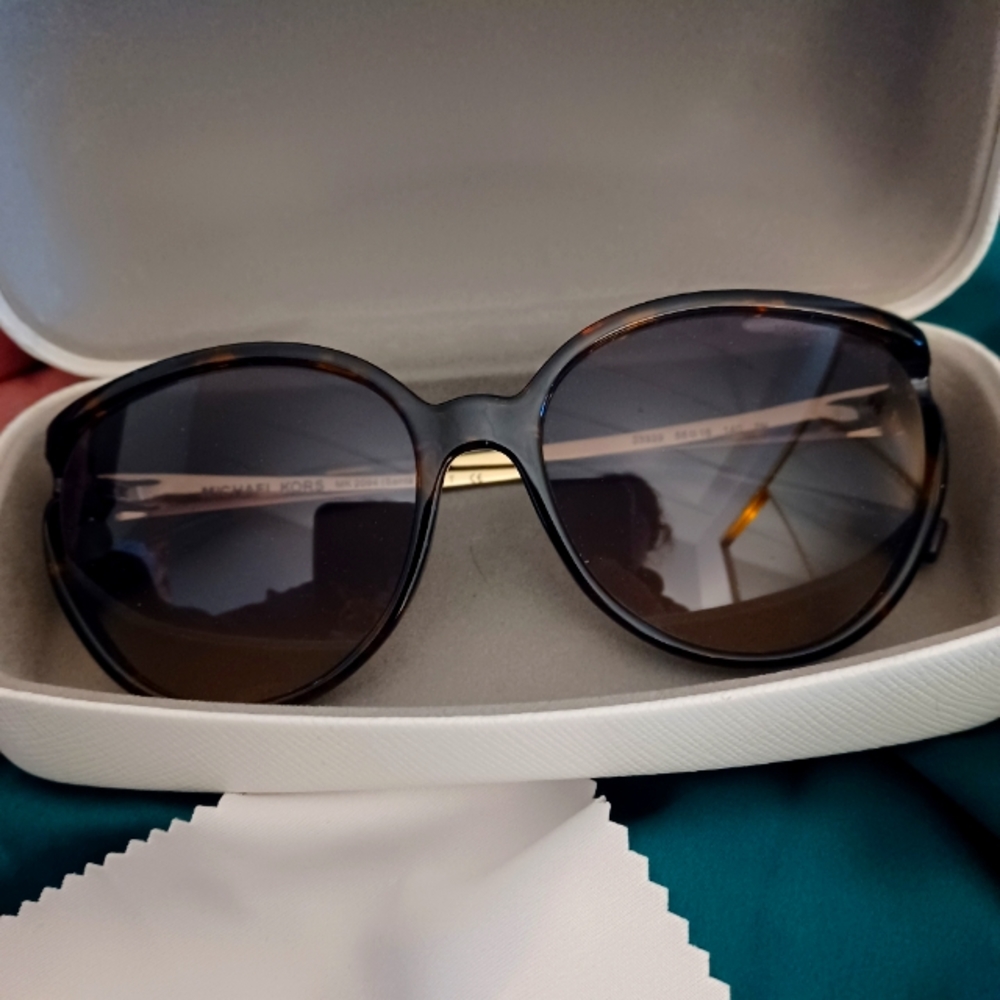 Michael kore sunglasses